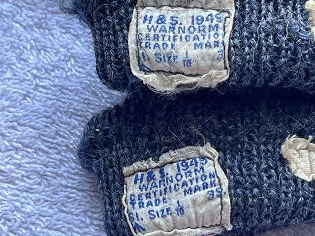 72) Original WW2 Pattern RAF Issue Airman's Blue/Grey Woolen Socks Dated 1949 Some Damage — image 3