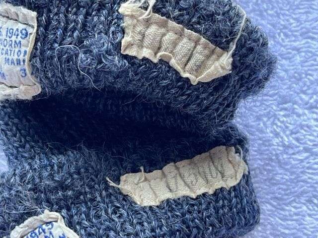 72) Original WW2 Pattern RAF Issue Airman's Blue/Grey Woolen Socks Dated 1949 Some Damage — image 4