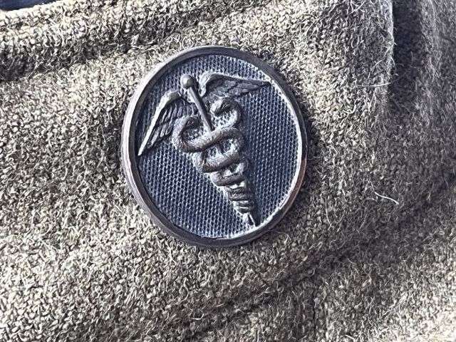 48) Lovely Original WW1 US Army Issue Medics Tunic Dated 1918 — image 9