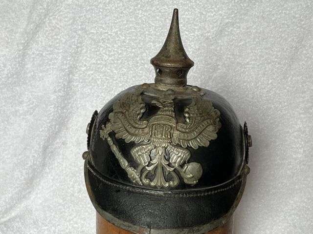 18) Lovely Original WW1 Imperial German Army Infantry Mans Leather Pickelhaube — image 18