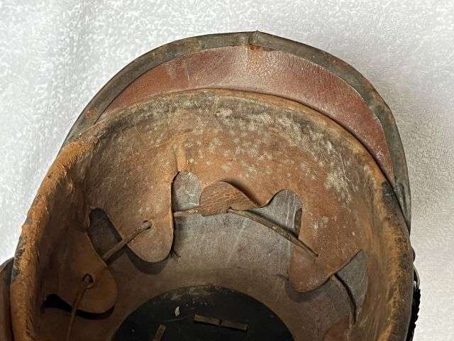 18) Lovely Original WW1 Imperial German Army Infantry Mans Leather Pickelhaube — image 5