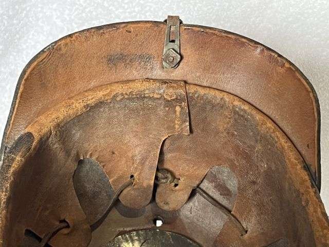 18) Lovely Original WW1 Imperial German Army Infantry Mans Leather Pickelhaube — image 6