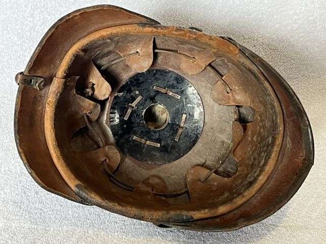 18) Lovely Original WW1 Imperial German Army Infantry Mans Leather Pickelhaube — image 7