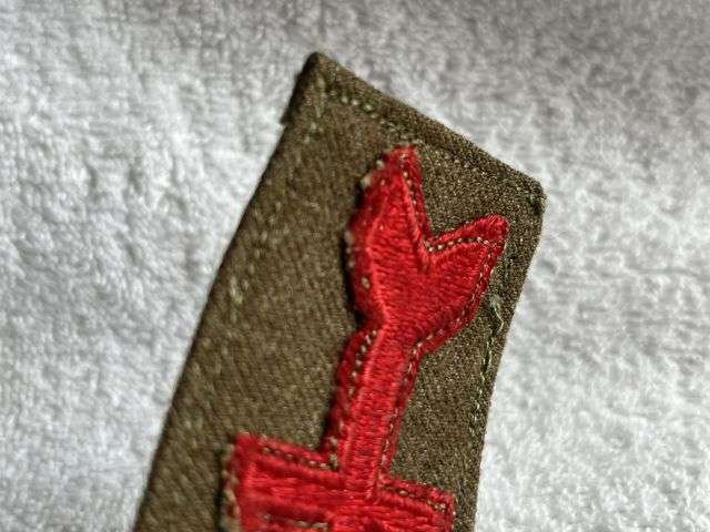 1) Good Original WW1 WW2 US Army 32nd Infantry Division Cloth Insignia — image 3