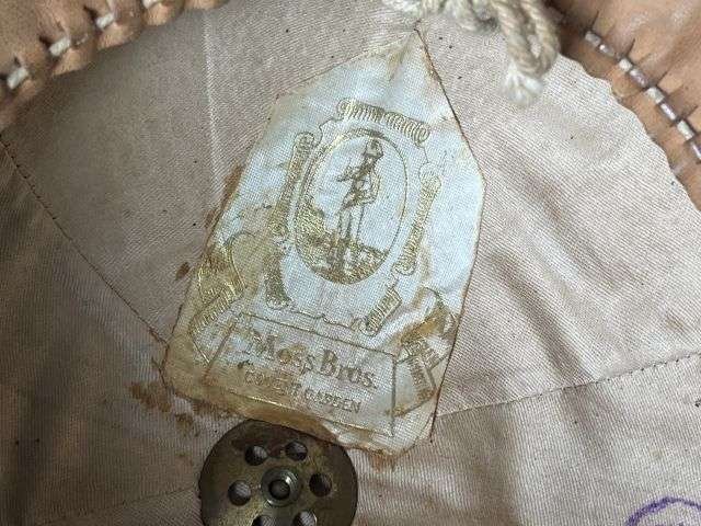 3) Excellent Original 1920s-WW2 British Officers Private Purchase Pith Helmet By Moss Bros — image 2