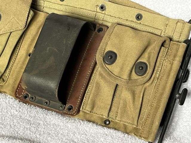 7) Mint Unissued WW1 US Army BAR Mag Pouch Belt With Butt Cup Dated 1918 — image 7