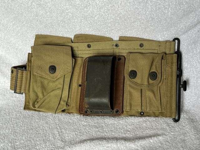7) Mint Unissued WW1 US Army BAR Mag Pouch Belt With Butt Cup Dated 1918 — image 8