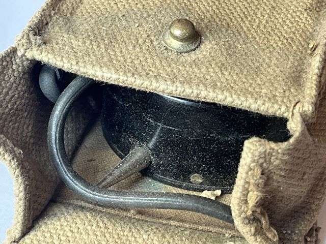 133) Excellent Original WW2 British Voltmeter Pocket 250 Volts No2 Dated 1942 — image 9