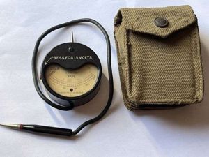 133) Excellent Original WW2 British Voltmeter Pocket 250 Volts No2 …