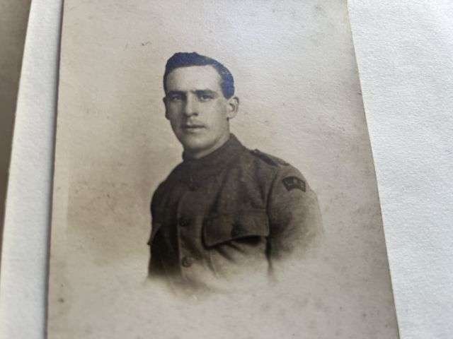 143) Original Pair of WW1 Photograph Of Soldier in the London Rifle Brigade — image 2