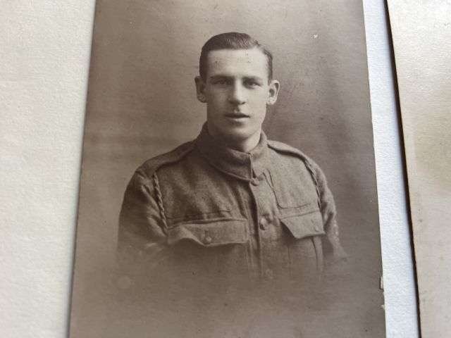 143) Original Pair of WW1 Photograph Of Soldier in the London Rifle Brigade — image 3