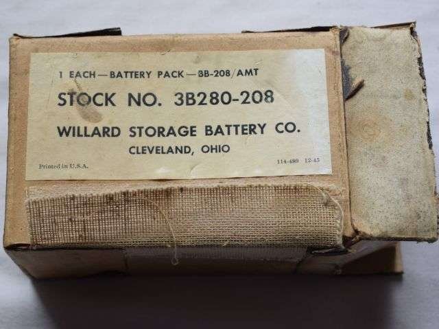 30) Excellent Original Late WW2 US Army Battery Pack Still Sealed With Original Packaging — image 13