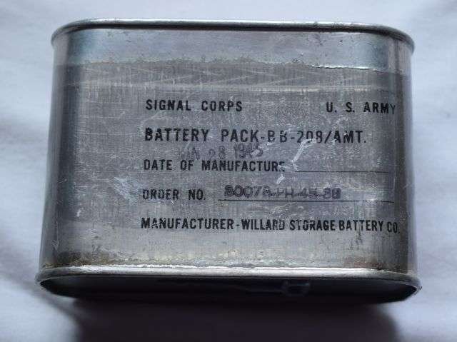 30) Excellent Original Late WW2 US Army Battery Pack Still Sealed With Original Packaging — image 8