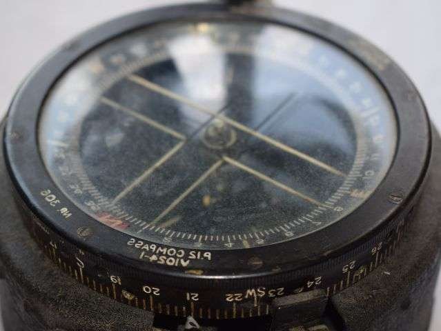 81) Excellent Original WW2 Era RAF Aircraft Type P12 Compass & Mirror — image 13