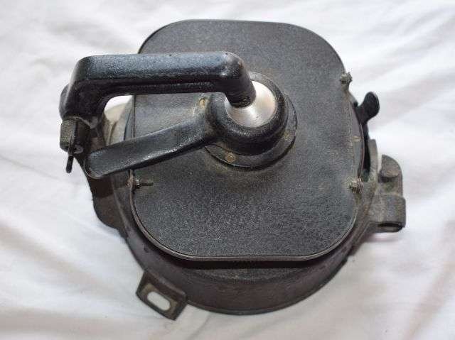 81) Excellent Original WW2 Era RAF Aircraft Type P12 Compass & Mirror — image 2