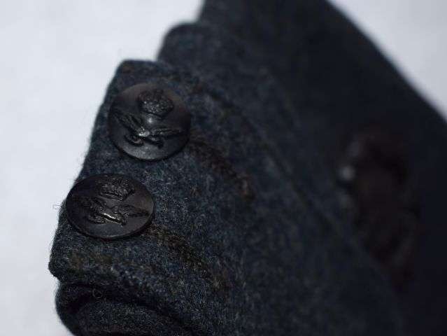 21) Excellent Original WW2 RAF Issue FS Side Cap & Bakelite Badge 1944 — image 7