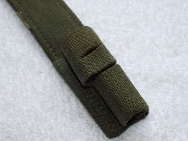 17) Nice Original 1944 Pattern Webbing Bayonet Frog SNL 1945 — image 5