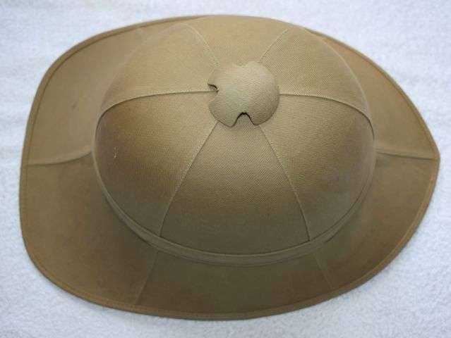 64) Lovely Original WW2 British Military Issue Pith Helmet Dated 1942 — image 10