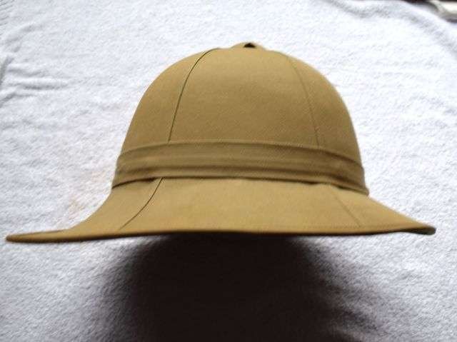 64) Lovely Original WW2 British Military Issue Pith Helmet Dated 1942 — image 14