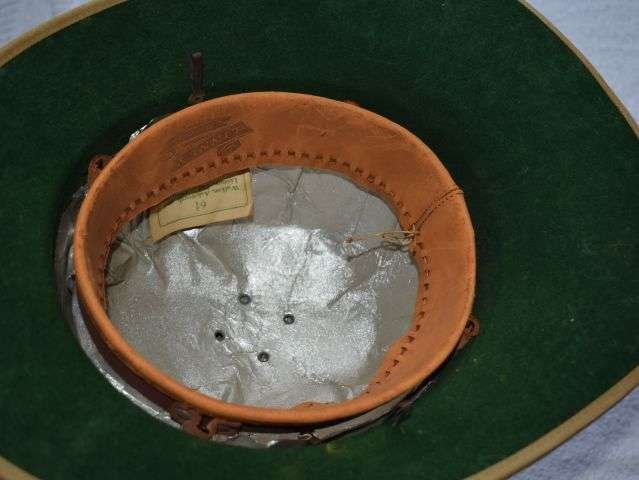 64) Lovely Original WW2 British Military Issue Pith Helmet Dated 1942 — image 2