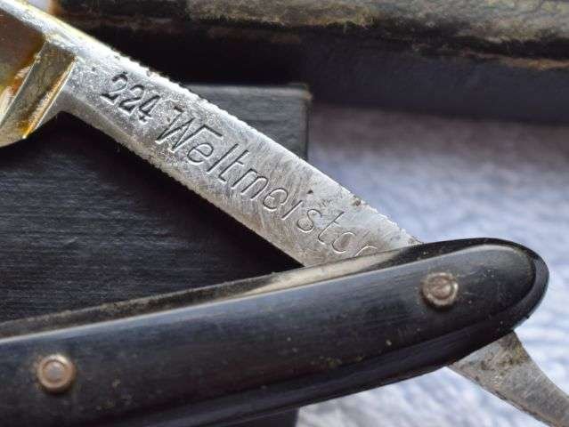 39) Nice Original WW2 German Cut-Throat Razor Captured By British Soldier — image 5