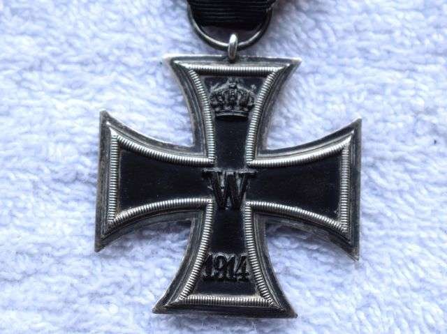 40) Nice Original WW1 German Army 2nd Class Iron Cross Maker Marked — image 7