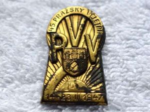 12) Vintage Prague Sample Fair 1947 Pin Badge