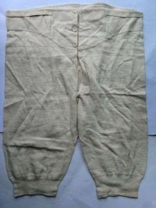 81) Mint Unissued 1943 dated WW2 British Army Long Woollen …