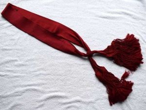55) Lovely Victorian British Army Maroon Waist Sash with 2 …