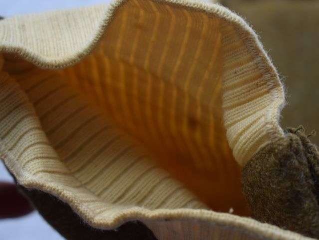 4) Excellent Original WW2 British Unmarked SOE Parachutists Issue Knee Pads — image 2