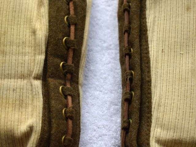 4) Excellent Original WW2 British Unmarked SOE Parachutists Issue Knee Pads — image 5