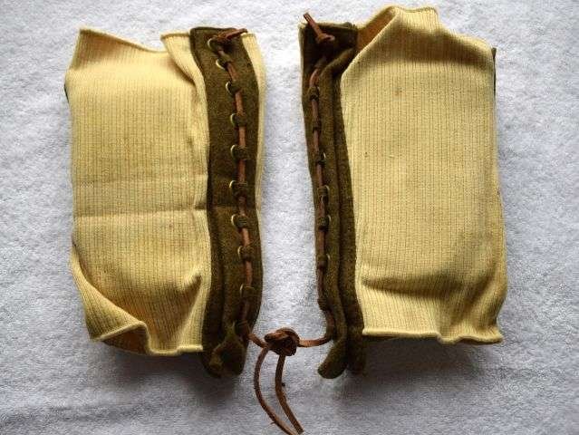 4) Excellent Original WW2 British Unmarked SOE Parachutists Issue Knee Pads — image 6