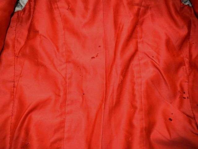 104) Lovely Original Victorian Military Red Tunic With White Collar, Epaulettes & Cuffs — image 7