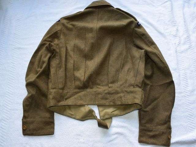 120) Excellent Original British Army 1946 Pattern Battledress Blouse Dated 1948 & Original Insignia — image 3