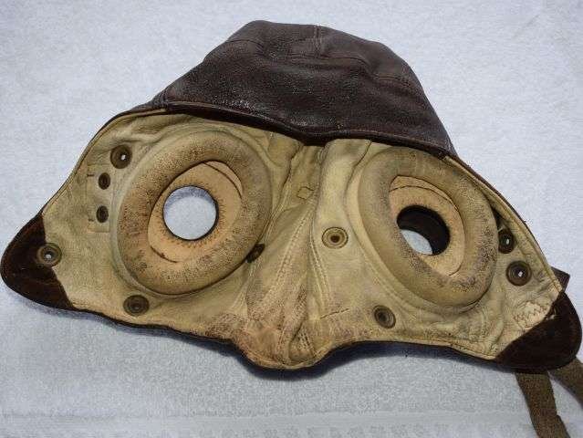 1) Excellent Original WW2 RAF 2nd Pattern C-Type Flying Helmet — image 4