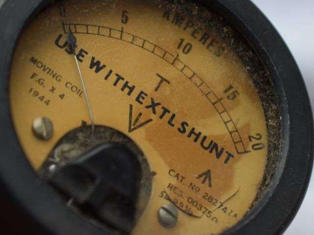 79) Excellent Original Boxed British Army Amperes Moving Coil Gauge 1944 Tropicalised — image 3