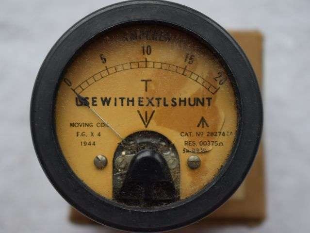 79) Excellent Original Boxed British Army Amperes Moving Coil Gauge 1944 Tropicalised — image 4