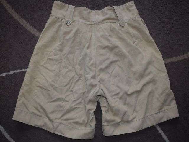 90) Good Original Unissued British Army Khaki Drill Shorts. 1950s? — image 2