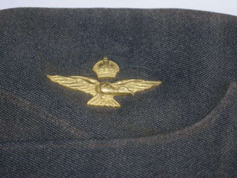 24) Excellent Original Well Used WW2 RAF Officers FS Side Cap & Badge — image 8