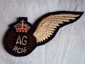 27) Excellent Original WW2 RCAF Air Gunner AG Brevet