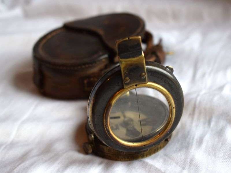 57) Excellent Early Pre WW1 British Officers Verner's Pattern VI Compass Dated 1912 & Case Dated 1913 — image 6