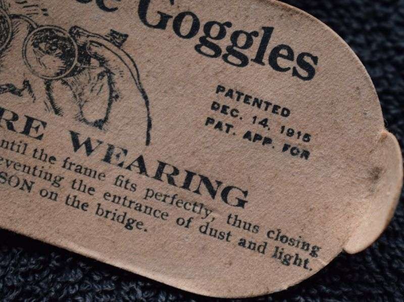 32) Nice Original WW1 US Military Willson Service Goggles & Issue Tin 1915 — image 3