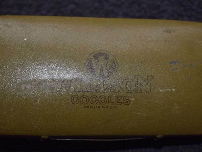 32) Nice Original WW1 US Military Willson Service Goggles & Issue Tin 1915 — image 6