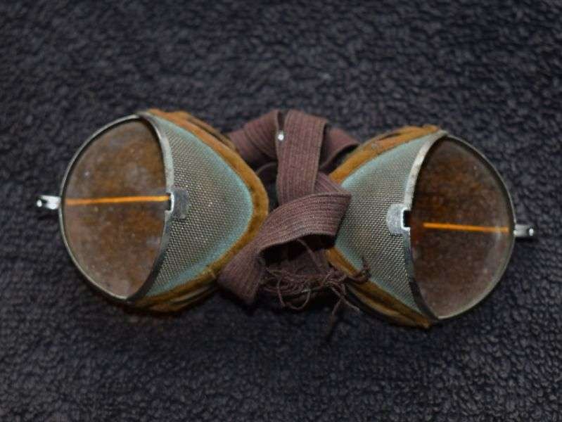 32) Nice Original WW1 US Military Willson Service Goggles & Issue Tin 1915 — image 8