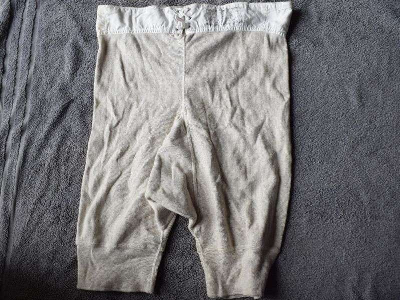 107) Nice Original WW2 US Army Winter Draws Dated 1943 — image 4