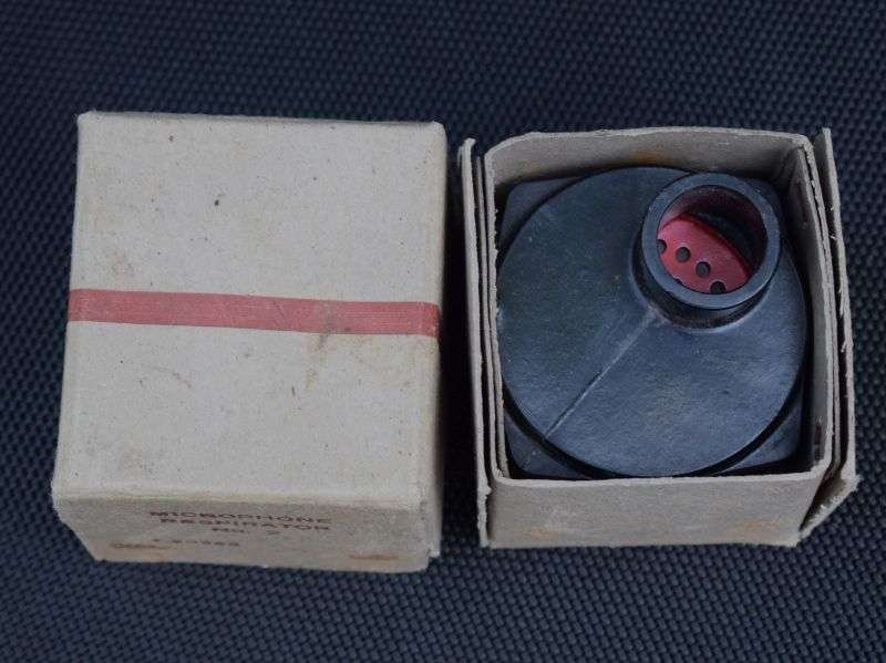 67) Totally Mint Unissued WW2 British Respirator Microphone No2 In Box of Issue — image 8