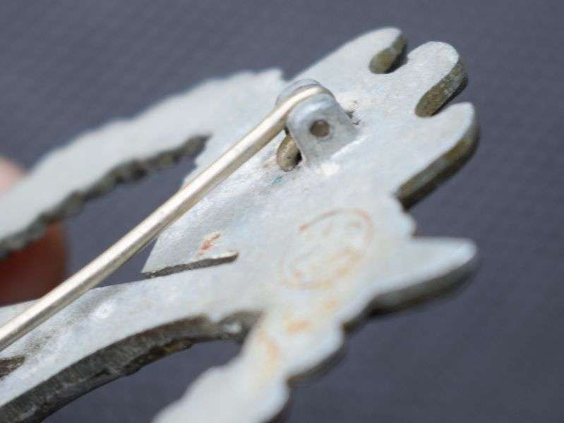 42) Genuine WW2 German Silver Infantry Assault Award Badge Marked GWL — image 3