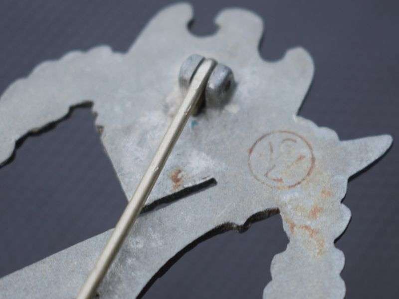 42) Genuine WW2 German Silver Infantry Assault Award Badge Marked GWL — image 5