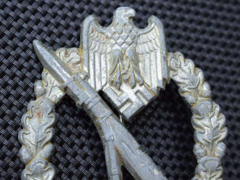 42) Genuine WW2 German Silver Infantry Assault Award Badge Marked GWL — image 8