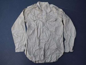 49) Good Original WW2-1950s British Army Officers Khaki/Green Cotton shirt